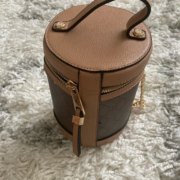 River Island monogram bucket bag - Picture 6 of 11